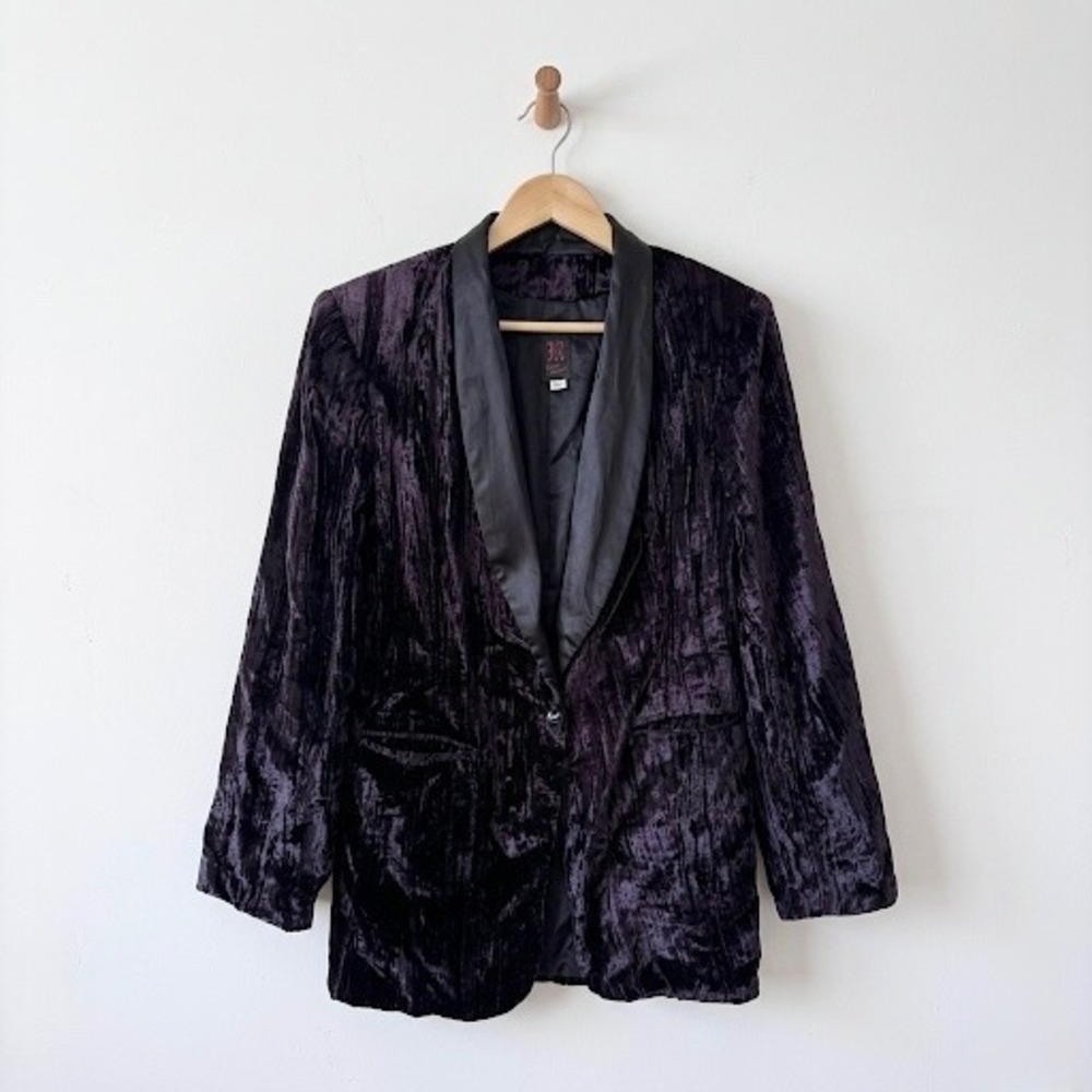 Rituals Crushed Velvet Blazer Fender Guitar Pick Button Medium Rockabilly Lounge